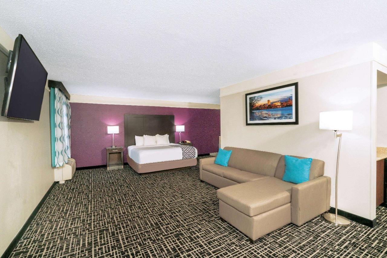 La Quinta By Wyndham Latham Albany Airport Hotel Eksteriør billede