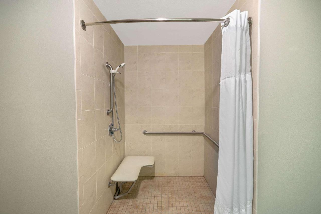 La Quinta By Wyndham Latham Albany Airport Hotel Eksteriør billede