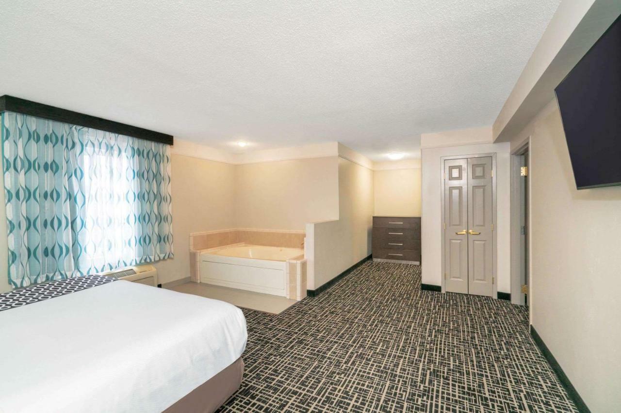 La Quinta By Wyndham Latham Albany Airport Hotel Eksteriør billede